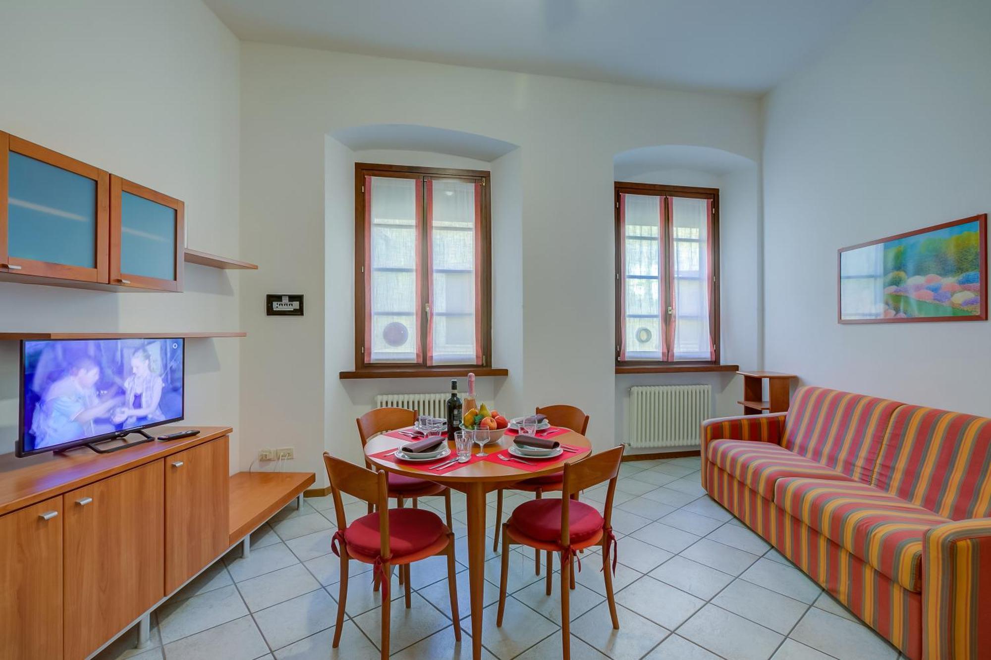 Casa Alpino Aparthotel Riva del Garda Exterior photo