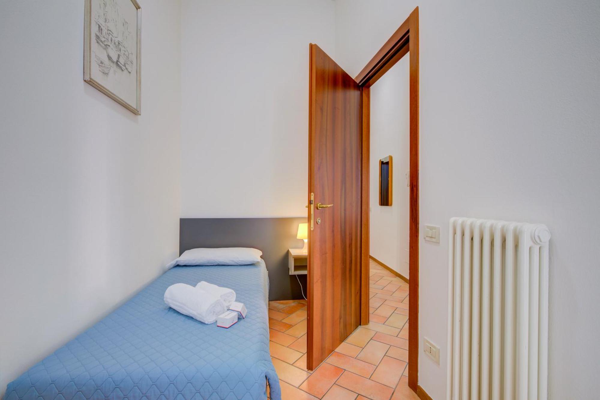 Casa Alpino Aparthotel Riva del Garda Exterior photo